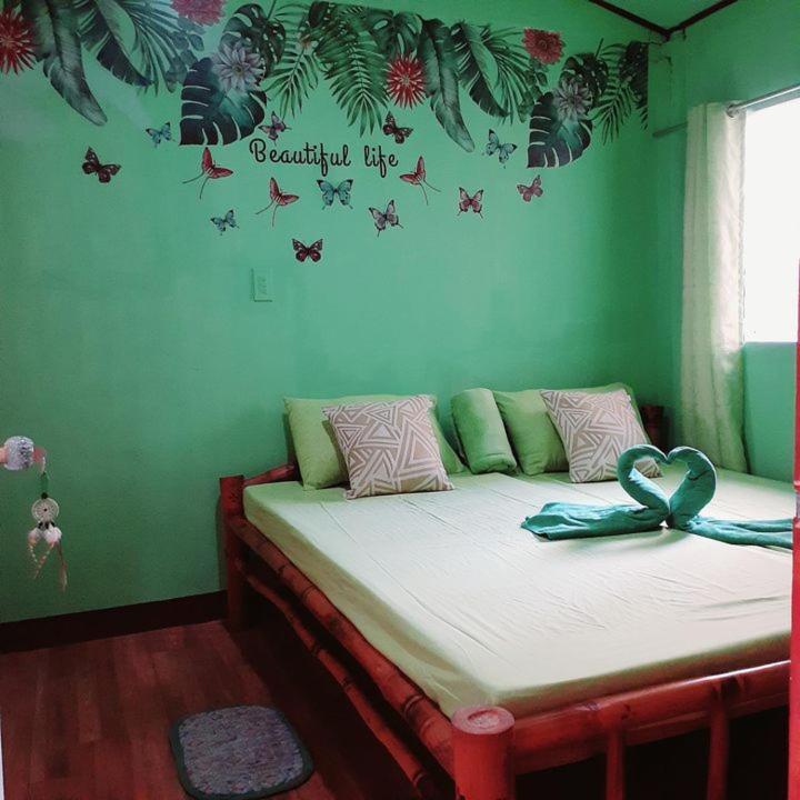 Rovi Homestay Coron Εξωτερικό φωτογραφία